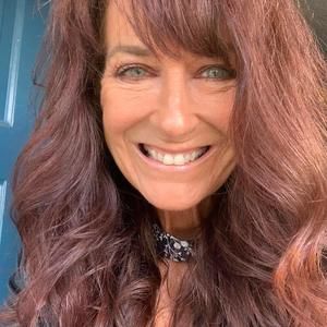 Meet your Posher, Brenda